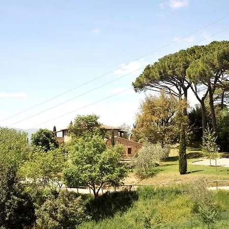 Popoltaio-schiacciato Sleeps 4 Pool T762697 *