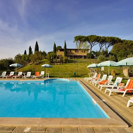 Popoltaio-schiacciato Sleeps 4 Pool T762697 Appartamento Ravigliano